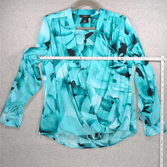 Alfani Floral Crossover Top Green Aqua Black Long Sleeve Roll Tab Size 8 - Picture 8 of 15